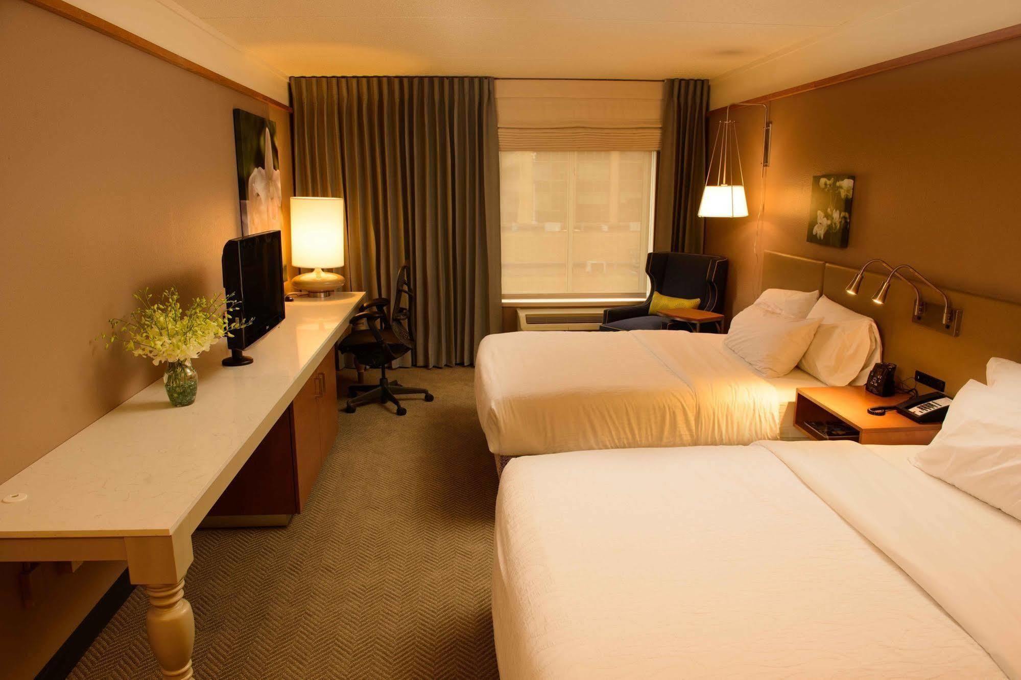 Hilton Garden Inn Rochester Downtown Zewnętrze zdjęcie